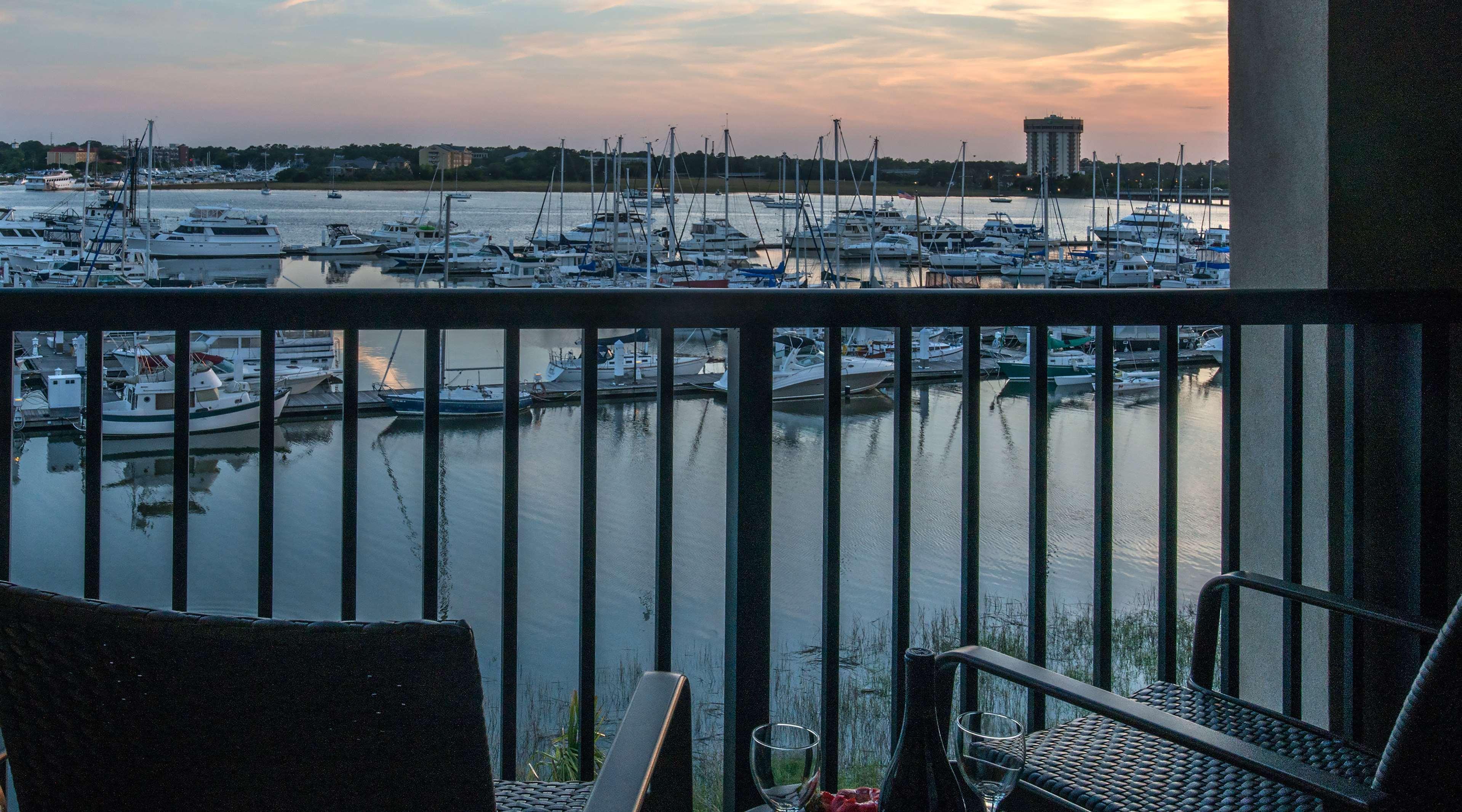Hilton Garden Inn Charleston Waterfront/Downtown Buitenkant foto