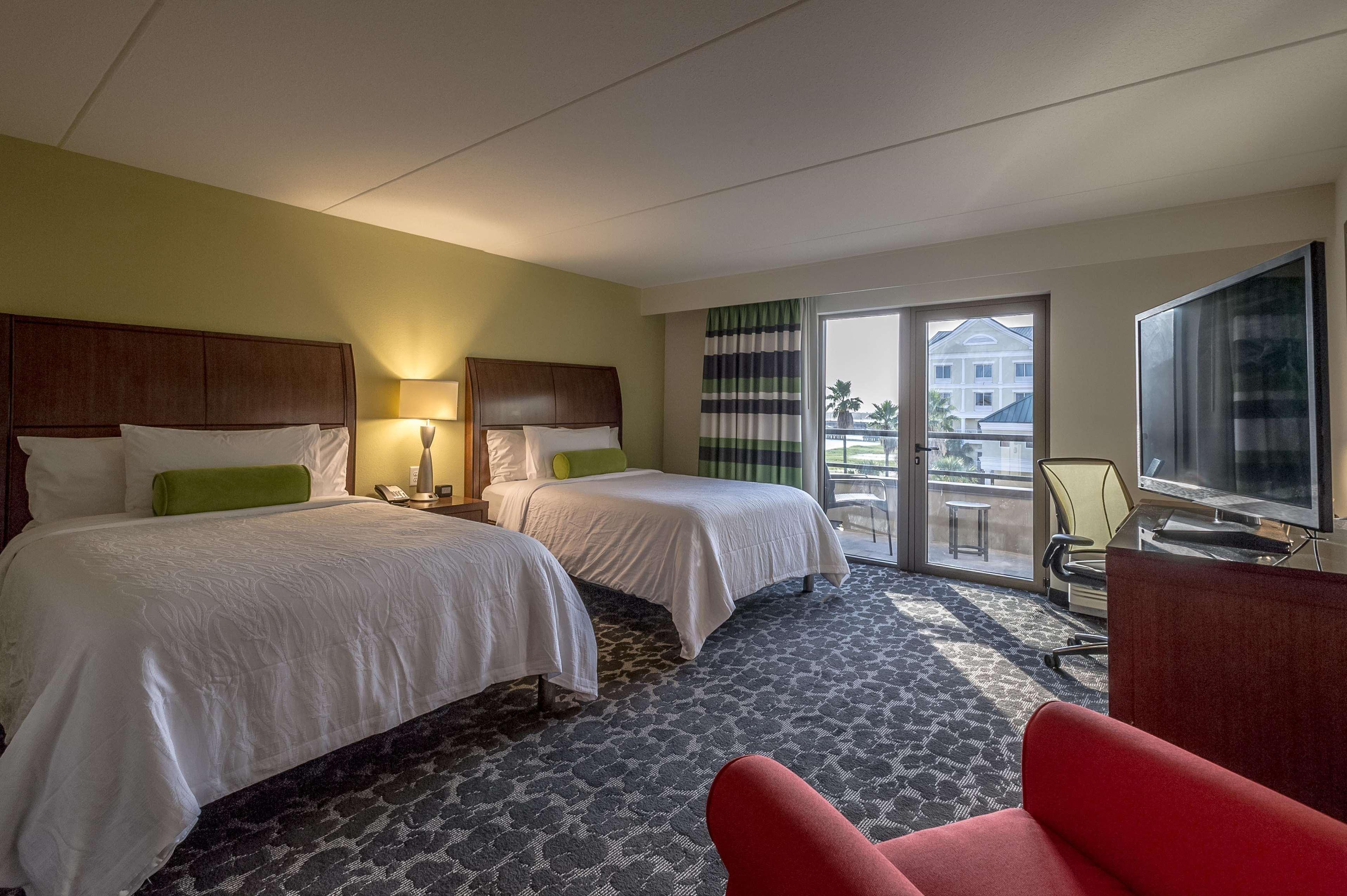 Hilton Garden Inn Charleston Waterfront/Downtown Buitenkant foto