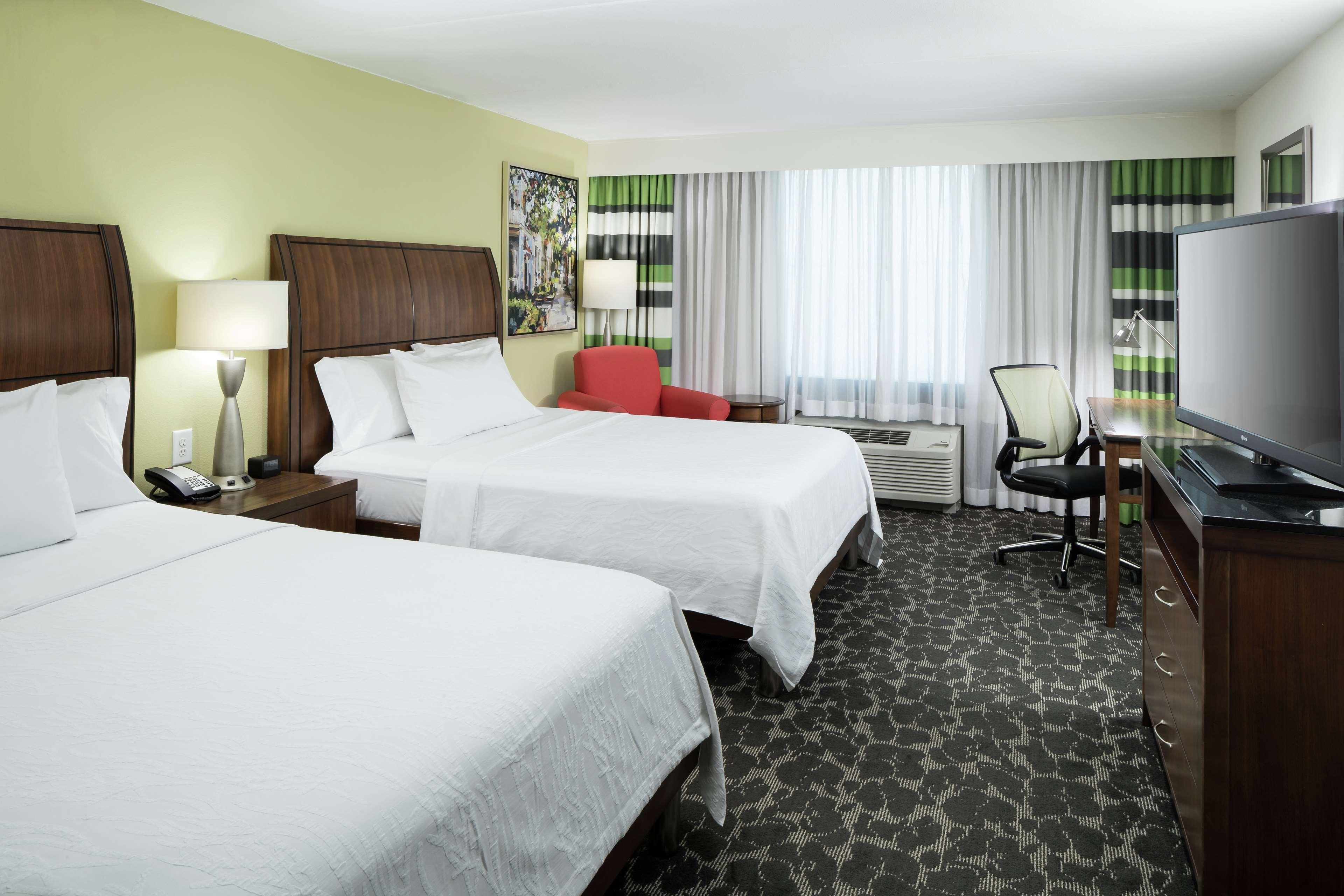 Hilton Garden Inn Charleston Waterfront/Downtown Buitenkant foto